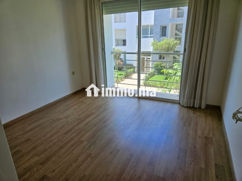 Vends grand studio residence sécurise - Vente Immobilier - Dar Bouazza - photo 4