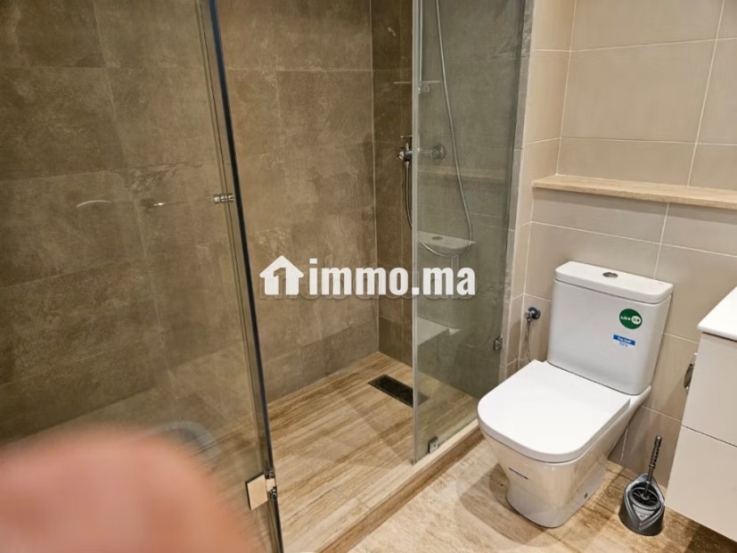 Vends grand studio residence sécurise - Vente Immobilier - Dar Bouazza - photo 8