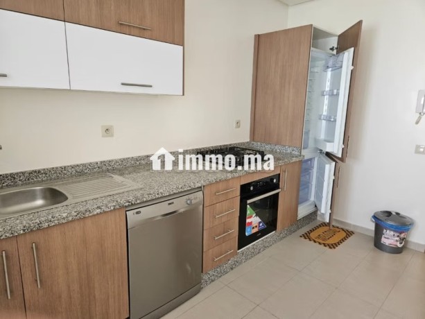 vends-grand-studio-residence-securise-big-8