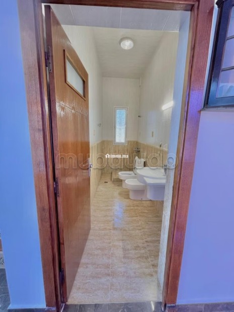 Villa de standing à louer pour vos vacances à Asilah. 6 chambres agréables. Piscine et cheminée - Vente Immobilier - Asilah - photo 3