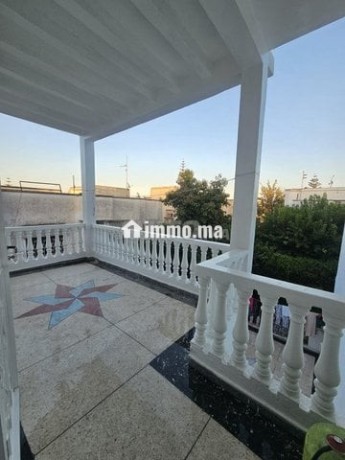 magnifique-etage-de-villa-a-louer-big-0
