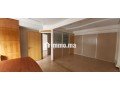 beaux-bureaux-a-louer-a-bourgogne-ouest-surface-totale-150-m2-systeme-de-climatisation-small-1