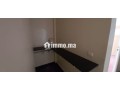beaux-bureaux-a-louer-a-bourgogne-ouest-surface-totale-150-m2-systeme-de-climatisation-small-6
