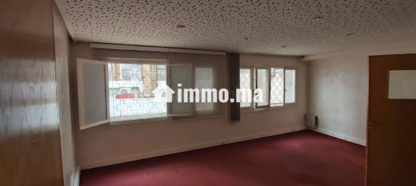 beaux-bureaux-a-louer-a-bourgogne-ouest-surface-totale-150-m2-systeme-de-climatisation-big-12