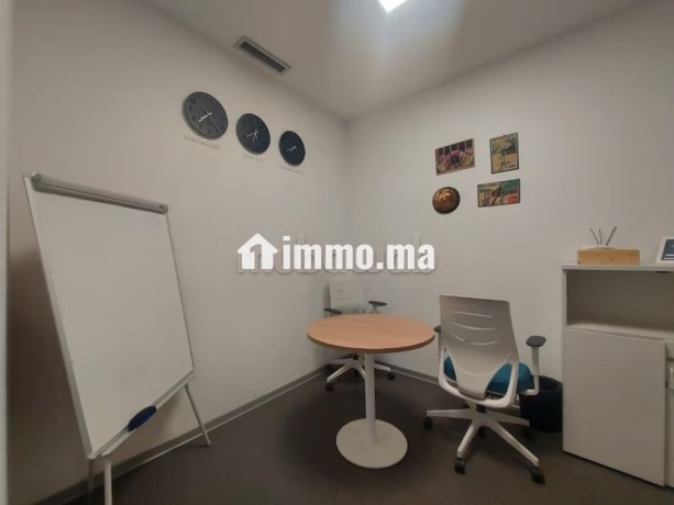 location-de-bureaux-a-sidi-maarouf-superficie-299-m2-terrasse-et-ascenseur-big-2
