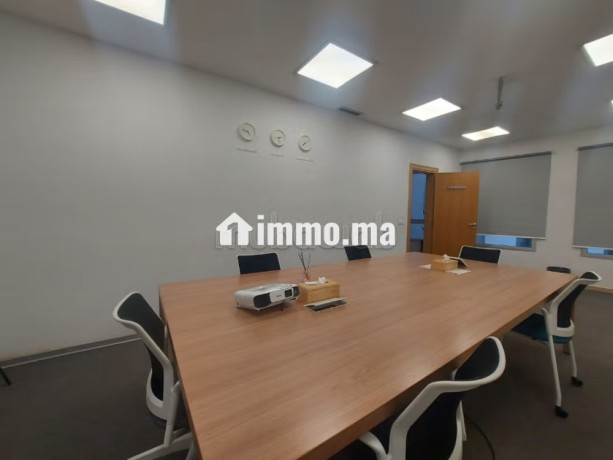 location-de-bureaux-a-sidi-maarouf-superficie-299-m2-terrasse-et-ascenseur-big-6