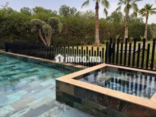 a-vendre-villa-de-prestige-front-golf-a-marrakech