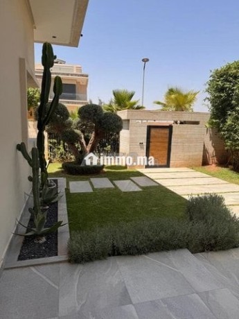 a-vendre-villa-de-prestige-front-golf-a-marrakech-big-7