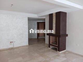 val-fleury-superbe-160m2-refait-balcon-calme