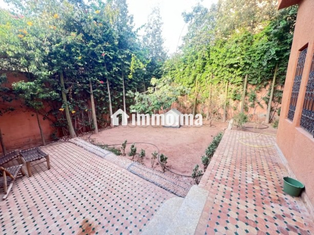 location-villa-de-haut-standing-a-route-dagadir-essaouira-5-pieces-confortables-porte-blindee-antenne-parabolique-big-8