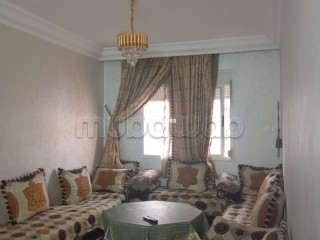 Louez cet appartement à Hay Salam. 2 chambres agréables. Terrasse et jardin - Appartement à louer - Agadir