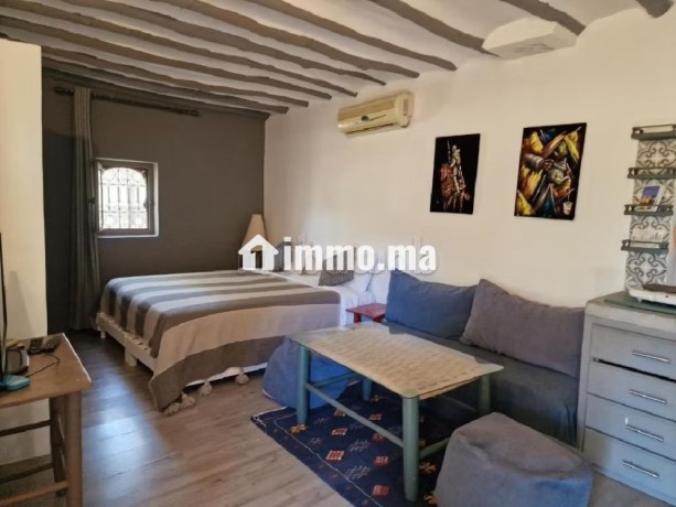 bungalows-pour-2-a-4-avec-piscine-12km-du-centre-big-1