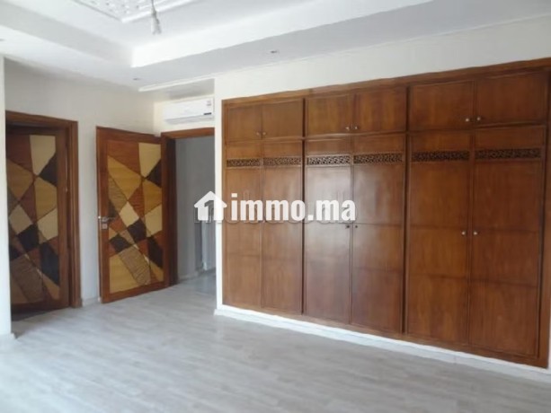 villa-contemporaine-a-louer-proche-quick-targa-big-4