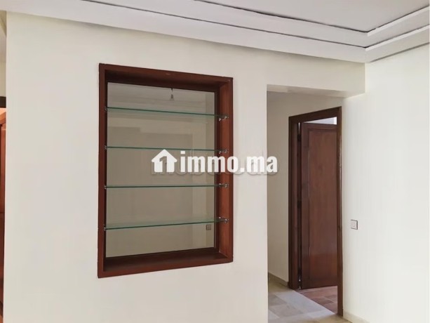 bel-appartement-en-location-a-triangle-dor-surface-de-115-m2-avec-ascenseur-et-terrasse-big-1