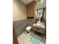 studio-triangle-dor-neuf-meuble-small-6
