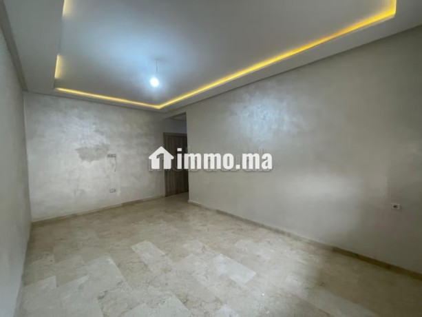 jolie-appartement-avec-terrasse-et-piscine-big-6