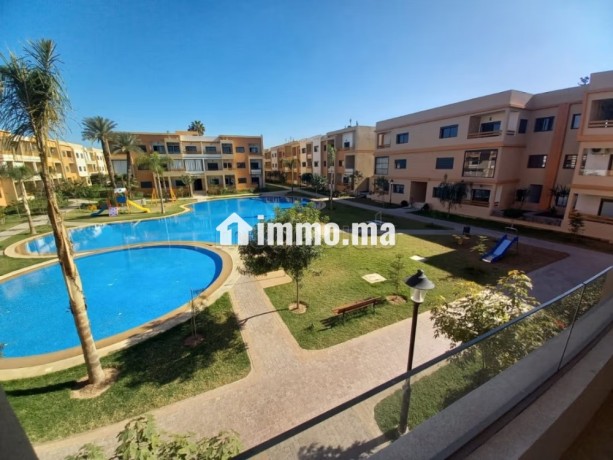 jolie-appartement-avec-terrasse-et-piscine-big-8