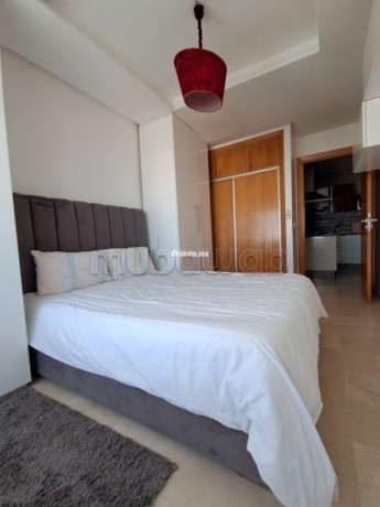 location-dun-appartement-a-maarif-extension-surface-totale-48-m2-antenne-parabolique-et-porte-blindee-big-1