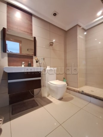 location-dun-appartement-a-maarif-extension-surface-totale-48-m2-antenne-parabolique-et-porte-blindee-big-5