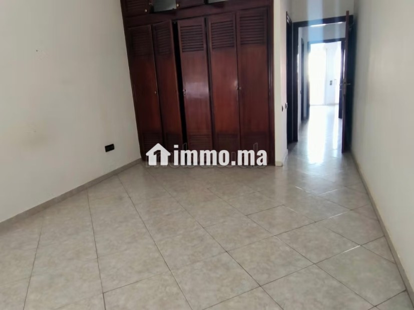 Appartement avec terrasse sur agdal rabat - Location Immobilier - Rabat - photo 4