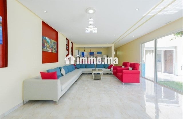 location-villa-4-pieces-de-500-m2-a-marrakech-big-1
