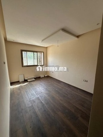 appartement-de-120m2-non-meuble-a-louer-big-4
