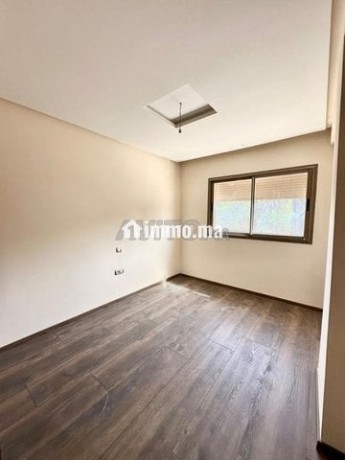 appartement-de-120m2-non-meuble-a-louer-big-5