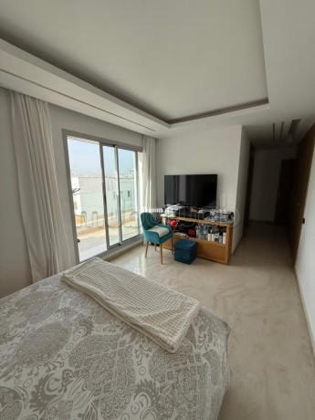 tres-bel-appartement-dans-le-haut-agdal-dans-une-residence-fermee-big-2