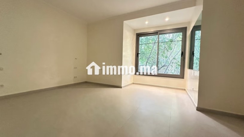 tres-bel-appartement-en-rez-de-jardin-sur-ghandi-big-9