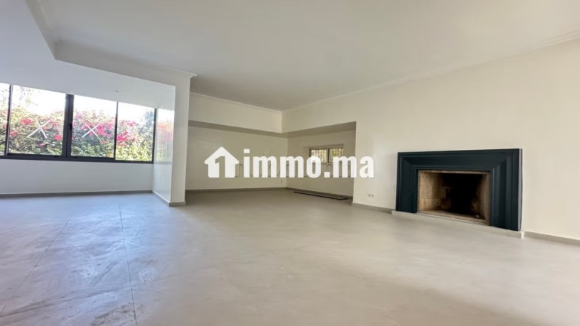 tres-bel-appartement-en-rez-de-jardin-sur-ghandi-big-15