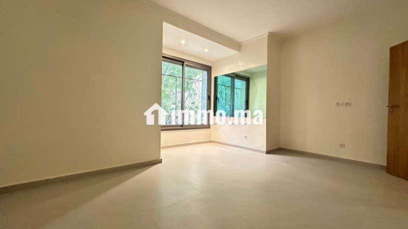 tres-bel-appartement-en-rez-de-jardin-sur-ghandi-big-8