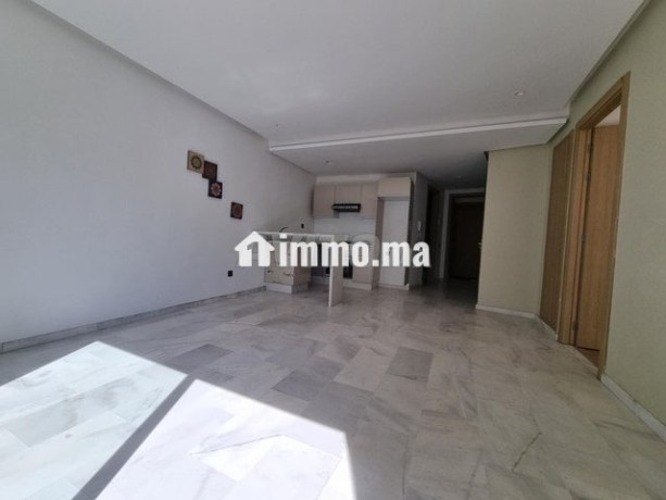 studio-a-louer-51-m2-a-casablanca-big-0