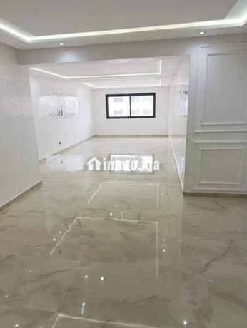 appartement-refait-a-neuf-et-moderne-140-m2-big-0
