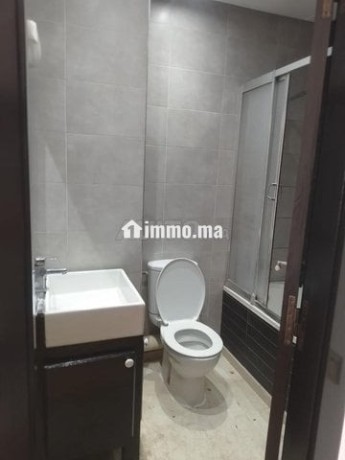 belle-appartement-a-louer-situe-a-agdal-big-6