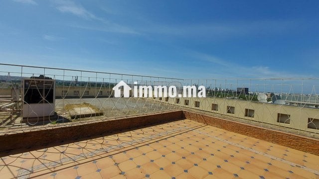 bureau-130-m2-terrasse-colle-tramway-zenith-big-0
