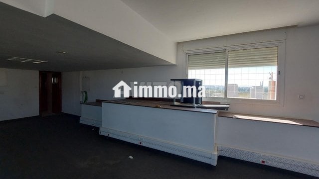 bureau-130-m2-terrasse-colle-tramway-zenith-big-2