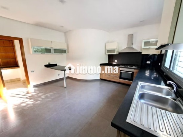 villa-moderne-aindiab-big-18