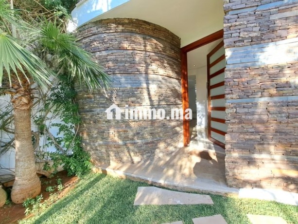 villa-moderne-aindiab-big-1