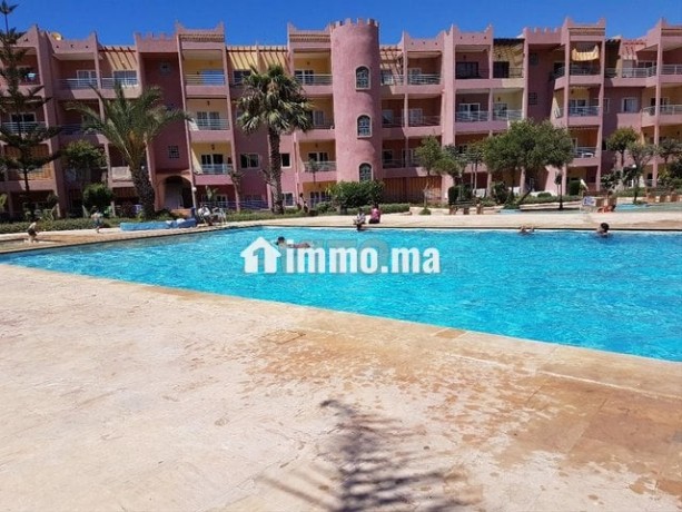 appartement-balneaire-piscine-pour-femmes-big-1