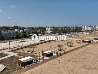 local-commercial-a-vendre-17-m2-proche-de-la-plage