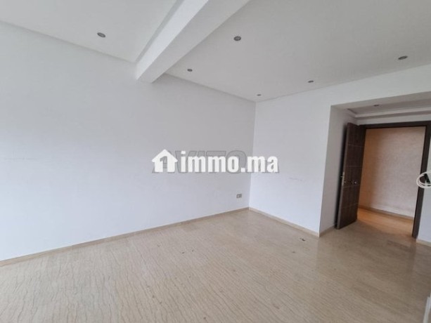 appartement-a-louer-94-m2-a-casablanca-big-2