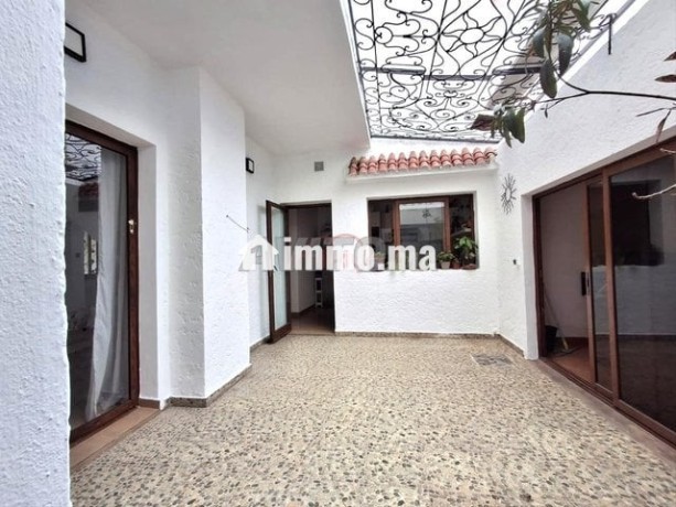 vente-villa-5-pieces-de-241-m2-a-mohammedia-big-8