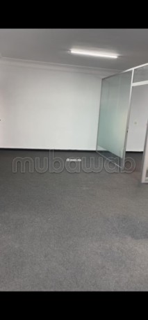 location-de-bureaux-en-centre-ville-surface-de-144-m2-ascenseur-et-stationnement-big-6