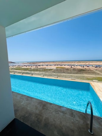 villa-de-luxe-vue-sur-mer-big-0