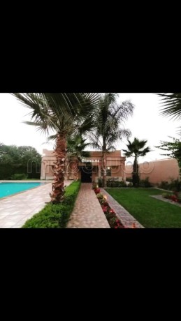 magnifique-villa-a-louer-pour-vos-vacances-a-route-de-tahanaout-3-chambres-antenne-parabolique-et-porte-blindee-big-3