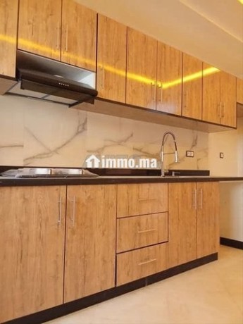 appartement-1ere-etage-lila-300-dh-big-0