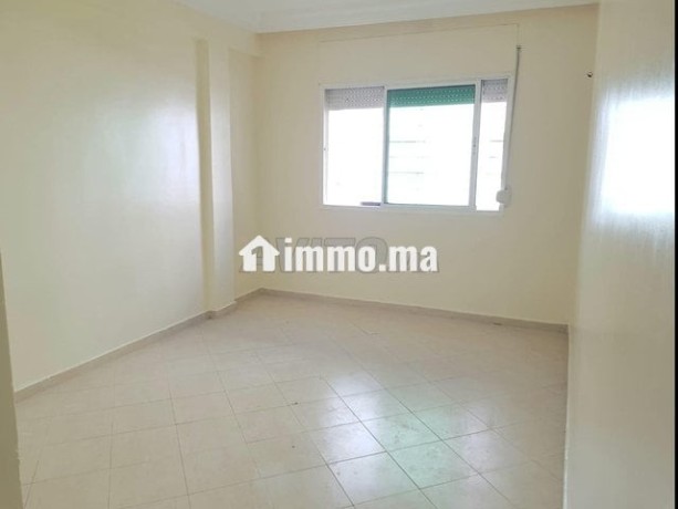 appartement-a-bab-al-andalous-3-a-louer-big-0