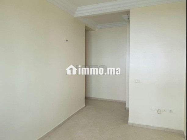 appartement-a-bab-al-andalous-3-a-louer-big-1