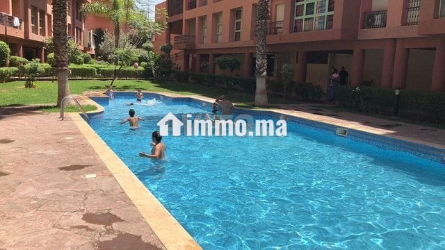 appartement-au-centre-avec-piscine-et-wifi-big-3