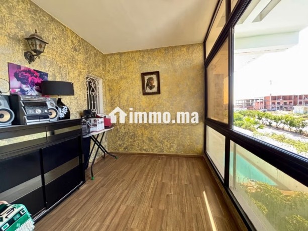 villa-3-facades-avec-grande-piscine-big-7